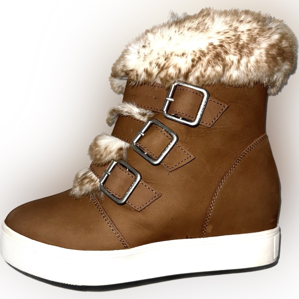JSLIDES NYC * FUR DETAIL WINTER WATERPROOF BOOTS* TAN/ BROWN COLOR size 9